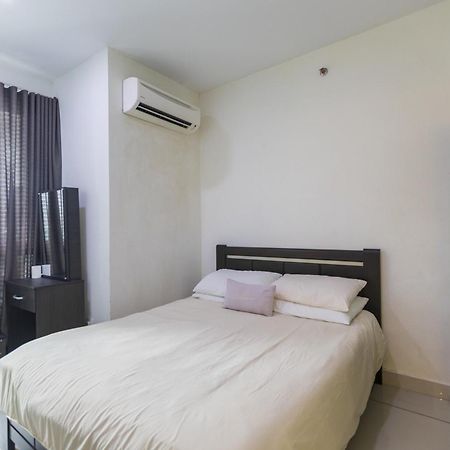 Sky Suites George Town Exteriér fotografie