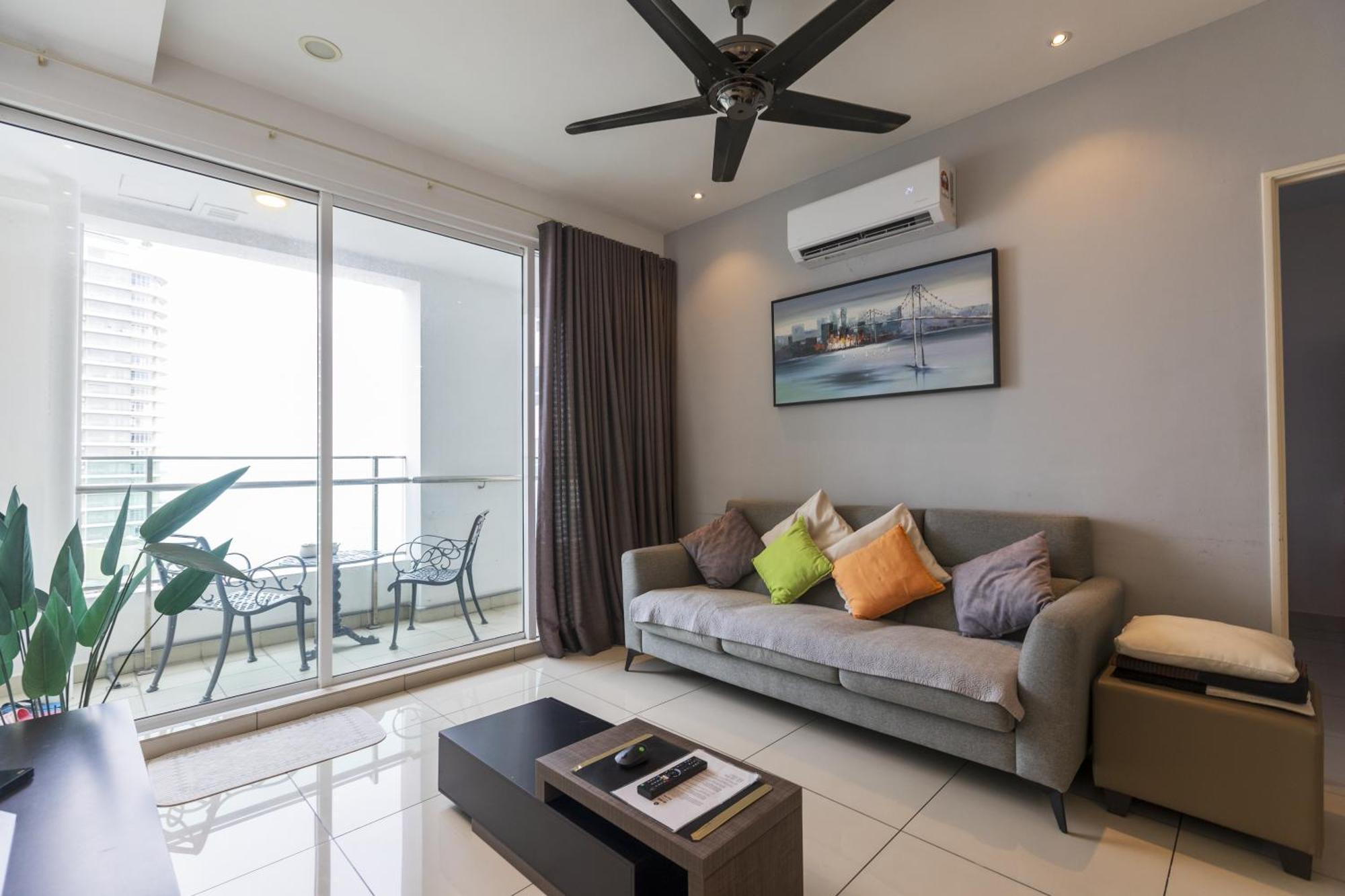 Sky Suites George Town Exteriér fotografie