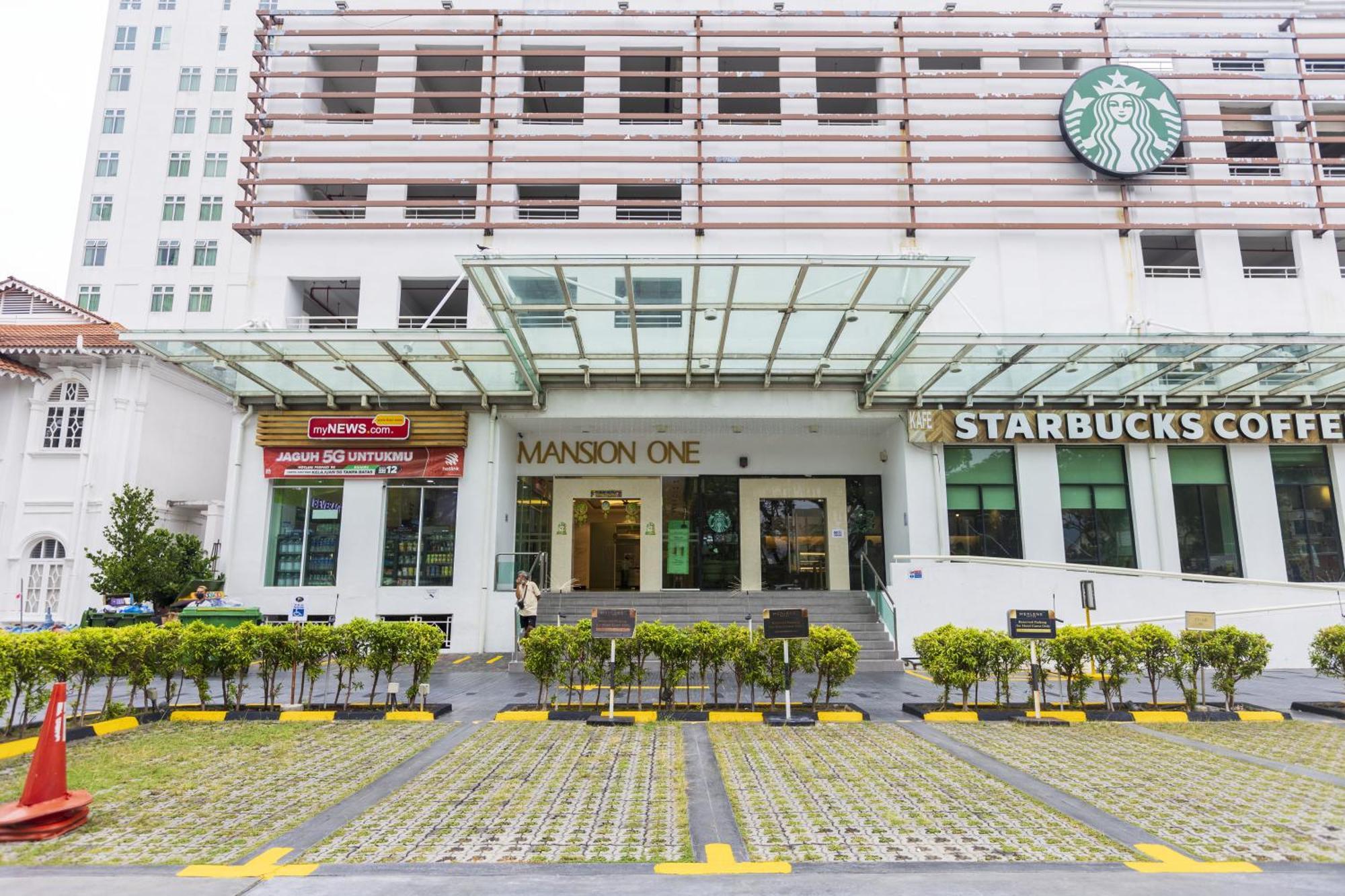 Sky Suites George Town Exteriér fotografie